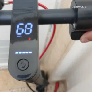 سكوتر كهربائي
