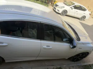 هوندا انسايت 22