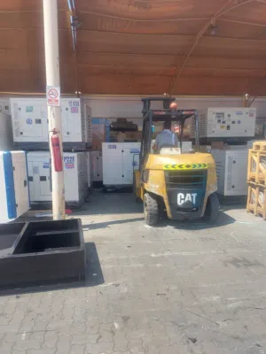 متوفر لدينا مولدات كهرباء بيركنز الاصليه وايضا الواح طاقه شمسيه