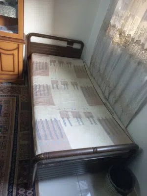تخت مفرد للبيع