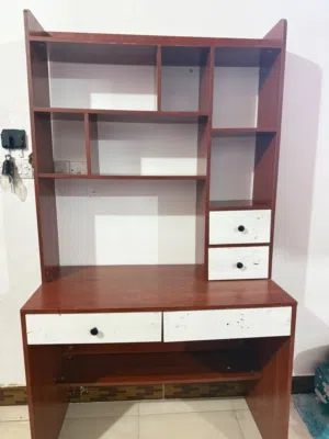 مكتبة دراسية