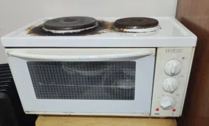 Electric Oven & Stove (2 Hot Plates) – Good Working Condition