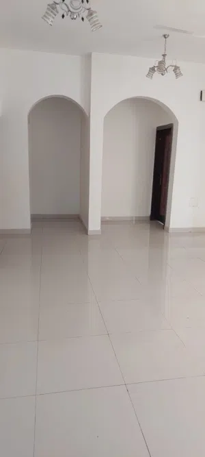 250 m2 3 Bedrooms Apartments for Rent in Muscat Qantab