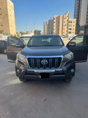 تويوتا برادو للبيع TXL كامل الموصفات 2015 استعمال طبيب حاله ممتازه