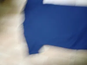 بلوزه كحلي فخمه وأنيقه جداً لبس مرتب وناعم على الجسم، مناسب للطلعات واللبس اليومي، ستايل شبابي حلوه