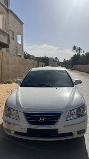 Used Hyundai Sonata in Tripoli