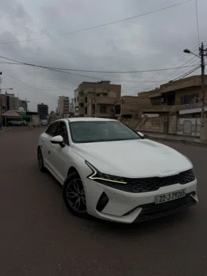 كيا كي فايف للبيع(K5)  موديل 2023 السياره نظيفه جدا جدا جدا