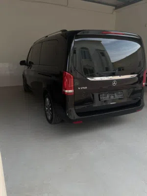 Used Mercedes Benz V-Class in Al Batinah