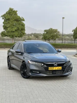 Honda Accord Touring 2018 رمادي مستعمل معتمد بكافة المواصفات الأمريكية