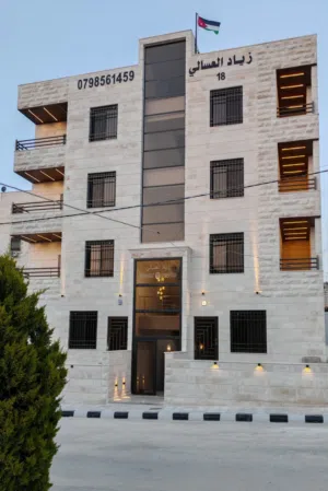120 m2 3 Bedrooms Apartments for Sale in Zarqa Madinet El Sharq