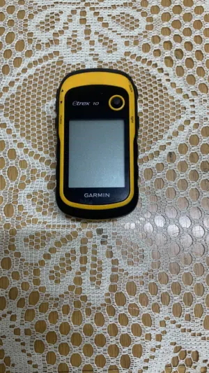جهاز ملاحة ومسح ومقاوم للظروف القاسية Garmin eTrex 10 بحالة ممتازة