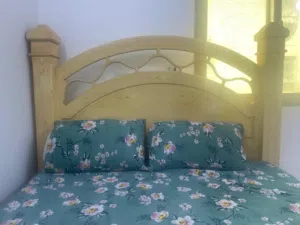 bed with mattress Pick up busaiteen
