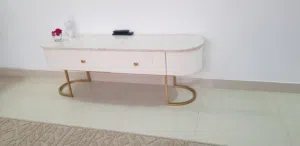 طاولة رخام