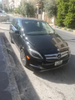 سيارة مرسيدس  B class كهربائية موديل 2014   فحص 4 جيد ترخيص جديد