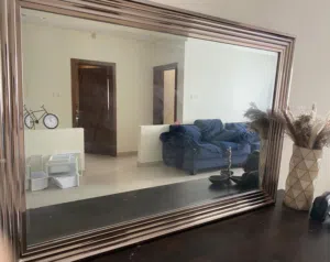 مرايا كبيره شبه جديده