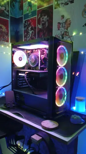 PC العاب للبيع بسعر 850الف الوصف بي كل التفاصيل