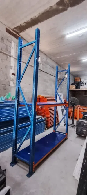 Heavy duty shelf