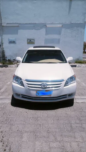 Used Toyota Avalon in Buraimi