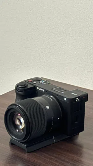 Sony a6700 + Sigma 30mm f/1.4 DC DN  APS-C Mirrorless Kit