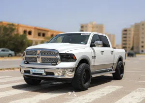 دودج رام 2015  LARAMIE