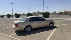 Used Lexus LS in Buraimi