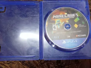Minecraft  مستعمل نظيف PS4