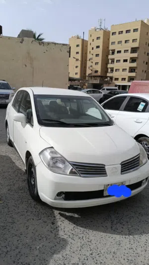 Nissan tiida 2008 model