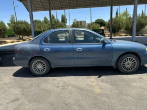 هونداي افانتي 1996