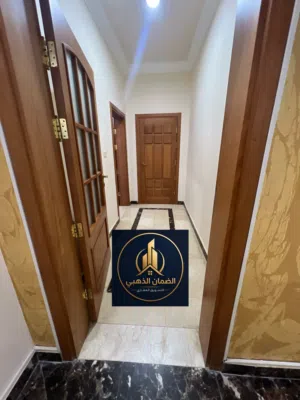 شقة خدمية للايجار مجهزة بالكامل وموقع مميز