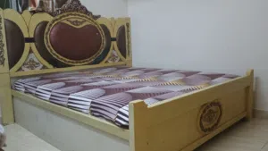 bedromm bed large sized bed