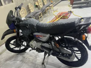 دراجه بوكسر موديل 22 رقم وسنوية بسمي