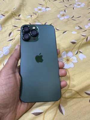 للبيع ايفون13برو ماكس الجهاز ع حاله الوكاله يعني ما مفتوح