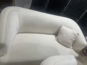 صالون 3 مقاعد اثنان و واحدة مقعدين