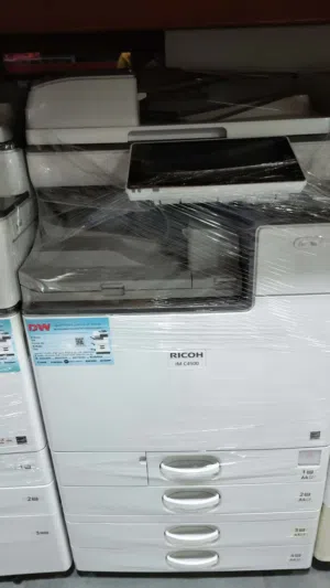 ماكينه تصوير lmc 4500 الوان لجميع الشركات والمكاتب