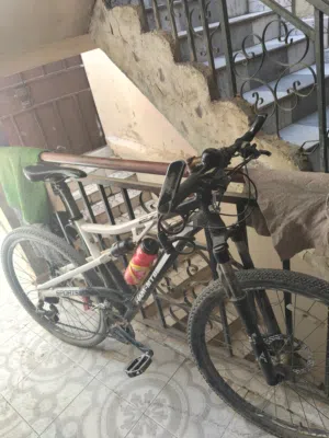 دراجة مستعملة للبيع