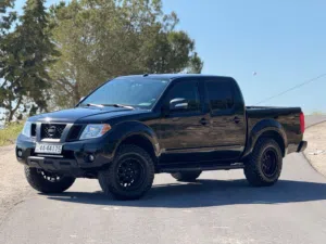 nissan 4000cc 6V 4*4