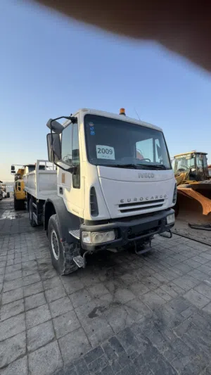 اذكرو الله يذكركم  للبيع شاحنة إيفيكو يوركارجو مديل 2009 4x4 بحالة ممتازة جدا IVECO EUROCARGO