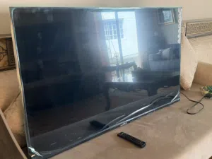 Oscar T.V  new   Lower price than the market price  تلفزيون اوسكار جديد وبسعر ارخص من السوق