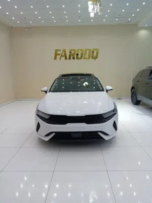 kia k5 2022 فول اوبشن