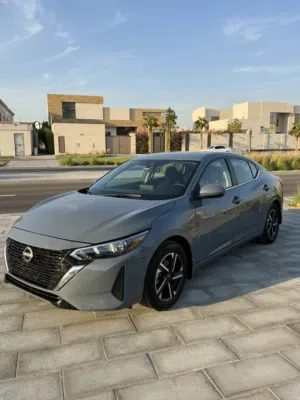 نيسان سينترا SV  2025