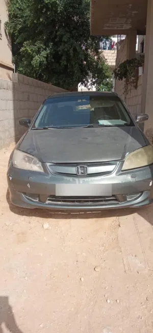 هوندا سيفيك 2004 موديل مستعمل بحالة جيدة مع مواصفات يابانية وهايبرد