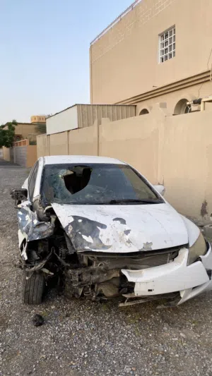 سياره للبيع كامل م ابيع قطع غيار