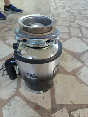 مطحنة فضلات طعام للمجلى