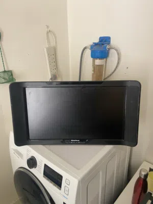 portable gaming console monitor / attachable screen.