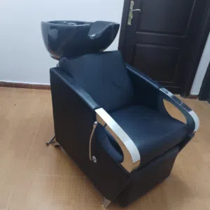 كرسي مع مغسله للبيع