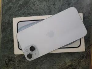 Apple iPhone 15 Plus 128 GB in Amman