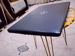 لابتوب سوبر سلم للبيع للالعاب والبرامج نحيف