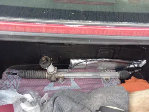 مجموعة ستيرنج لسيارة هونداي سوناتا هايبرد 2012 وعمدان توازن عدد 2 مستعملات شغالات