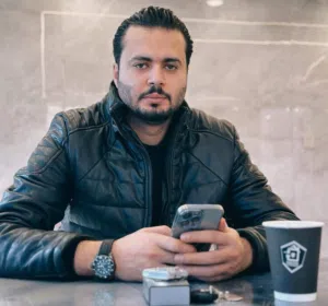 طارق حجاوي 