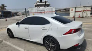 لكسز is300